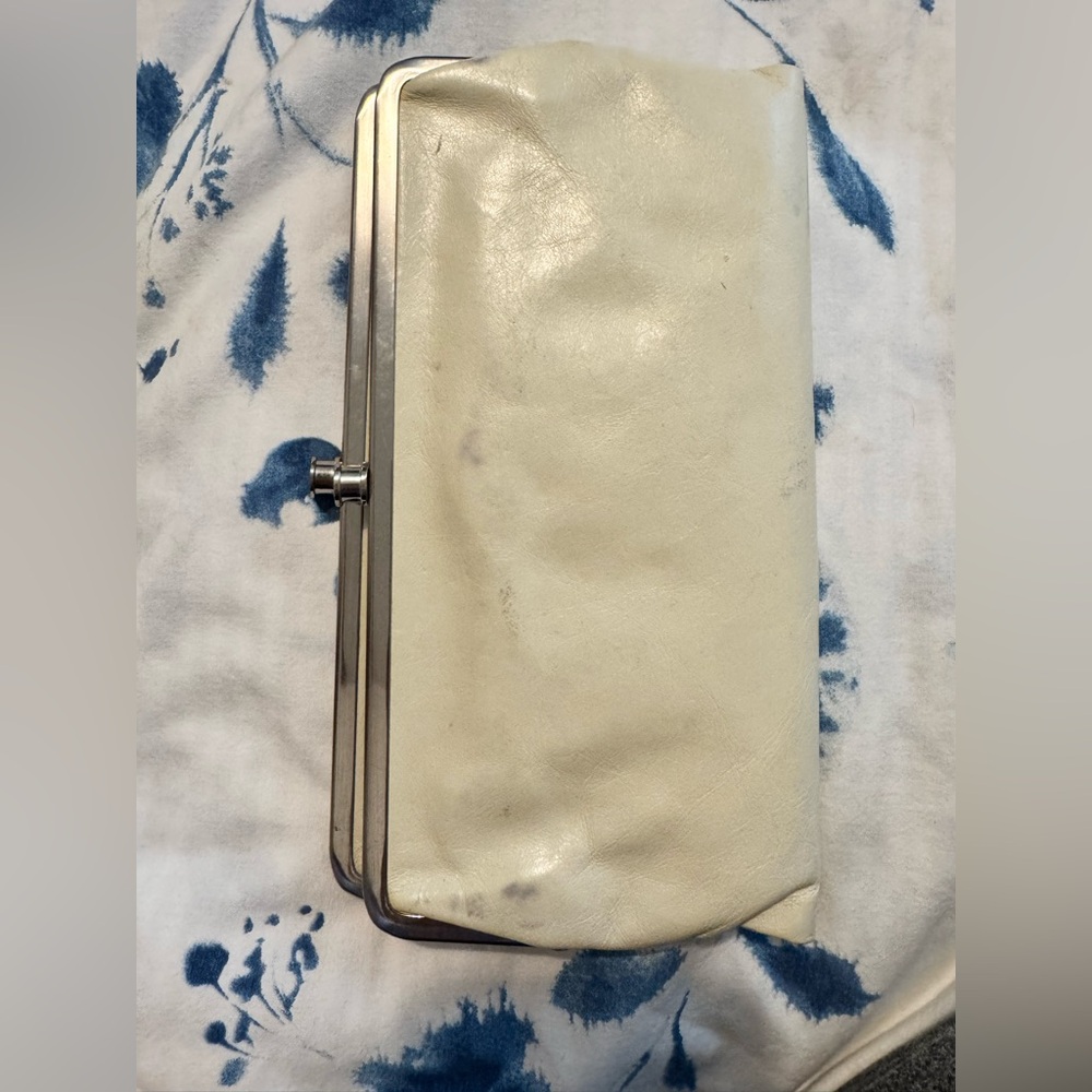 Hobo Lauren Wallet Ivory